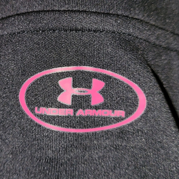 Under Armour Womens 1/4 Zip Semi-Fitted Longsleeve Size:M Black/Pink Heatgear. - Picture 8 of 8